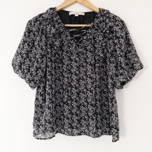 LOFT Black and White Floral Lace Up Short Sleeve Blouse